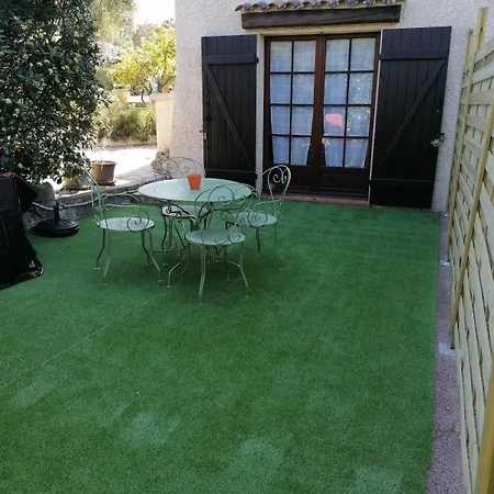 Proche Des Criques Сен-Рафаэль